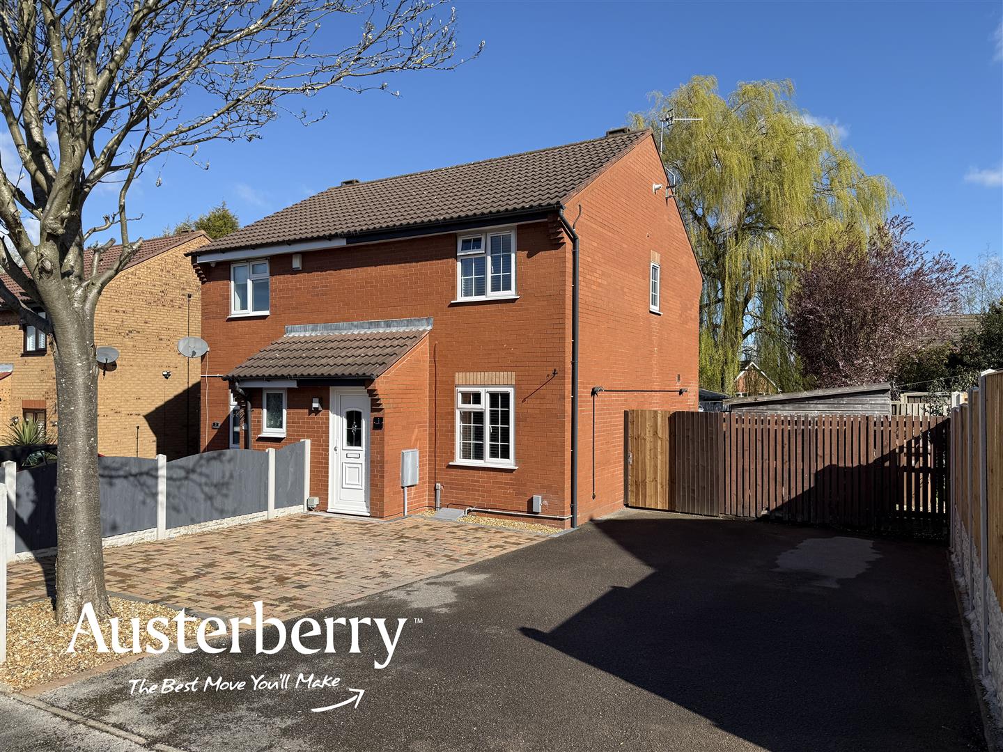 2 bed property in Hardinge Street, Stoke-On-Trent